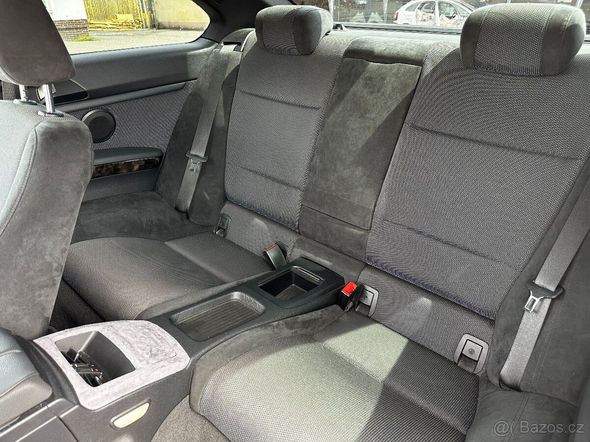 BMW ŘADY 3 320d COUPE - M-PAKET - AUTOMAT - 12