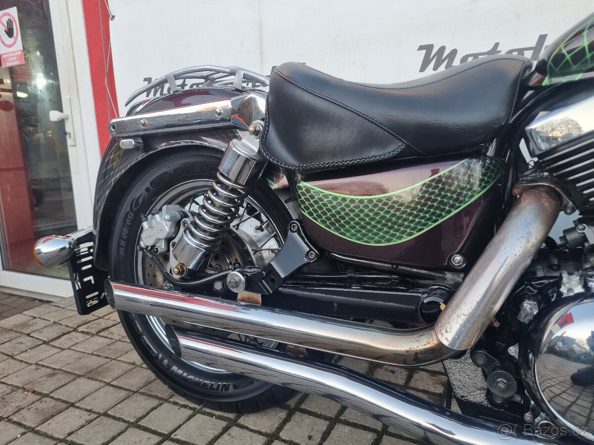 Kawasaki VN 1500 Classic - 12