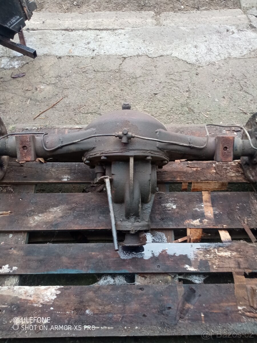 Různé náhradní díly - 12