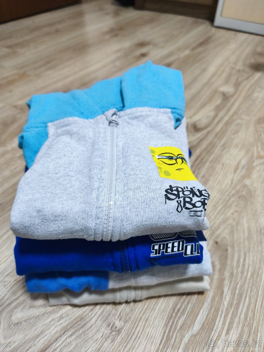 Dětské oblečení - 12