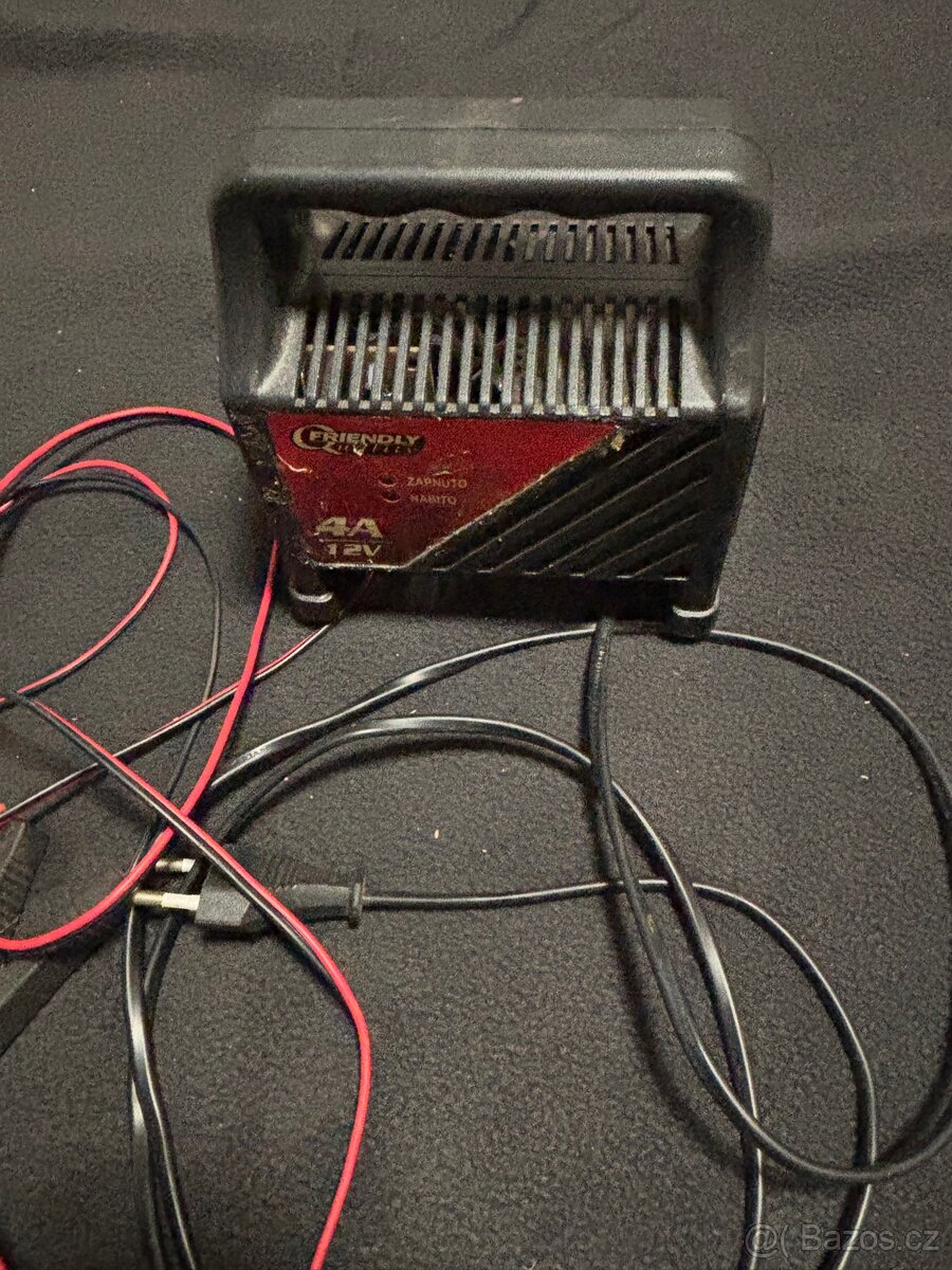 Vybavení dílny - 12