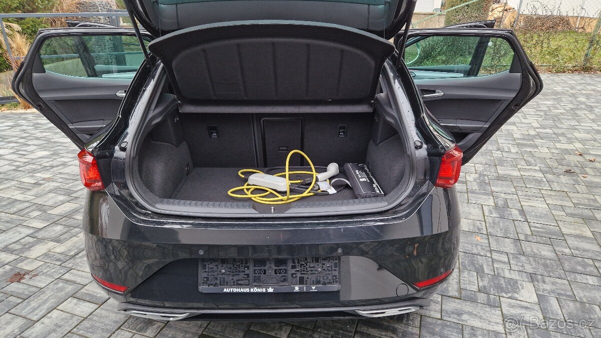 SEAT LEON FR 1.4 TSI 110KW+E-HYBRID.AUTOMAT.ROK 12/2020 - 12