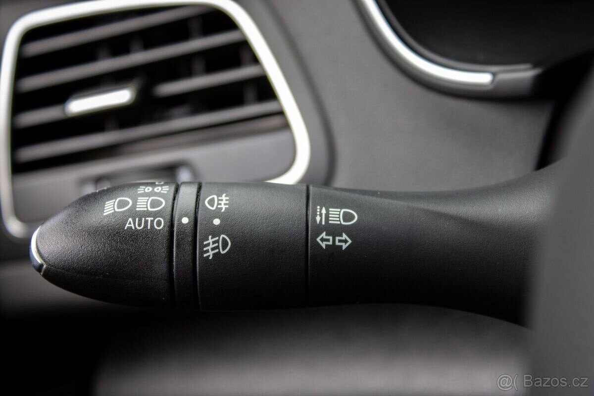 Renault Mégane Grandtour GT Line / 97kW / A7 / 2018 - 12