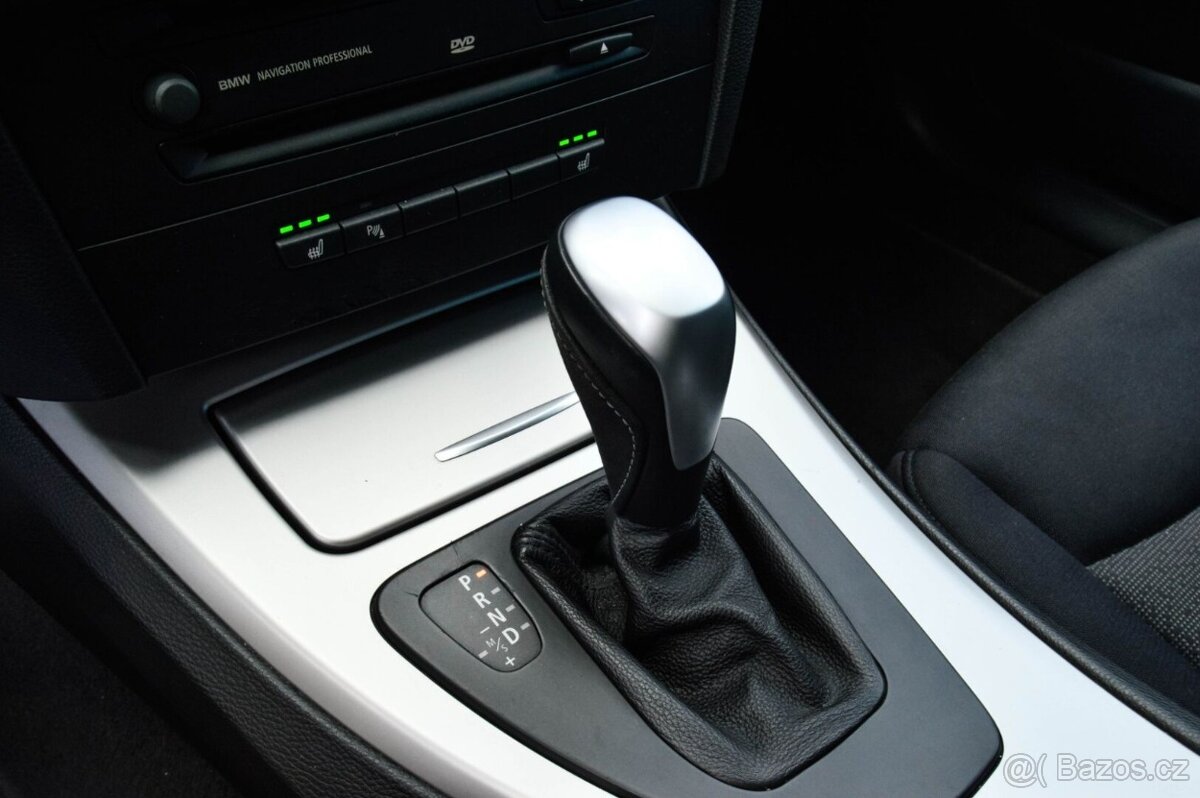 BMW E90 Rad 3 325 i A/T - 12