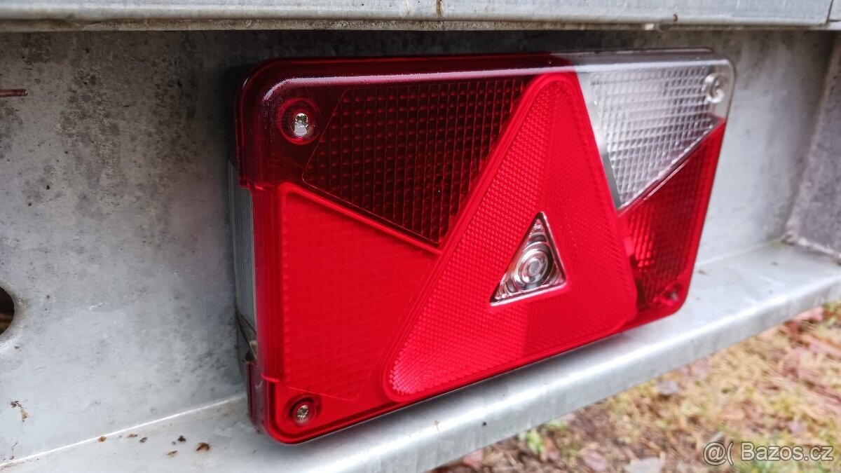 Přívěsný vozík 1300Kg , bržděný, - 12