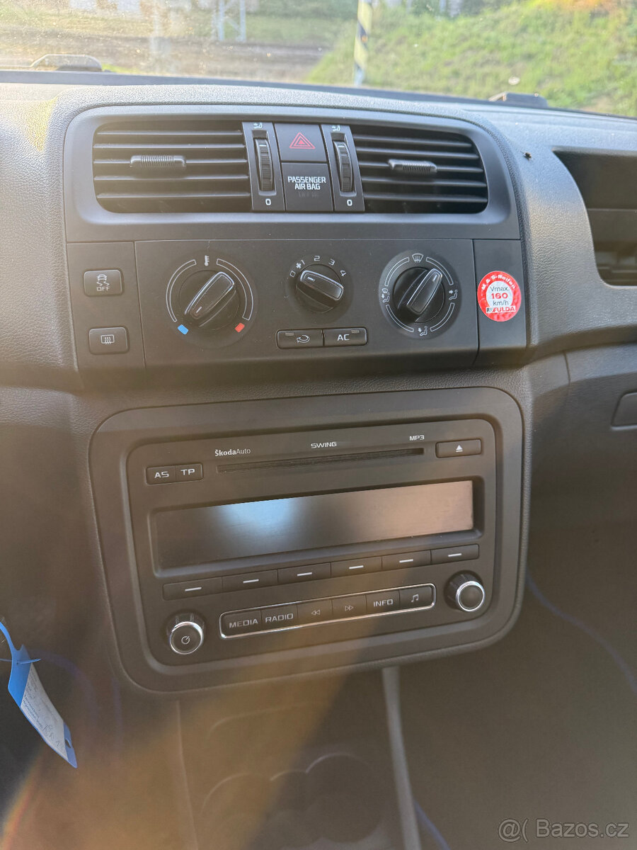 Škoda Fabia 2 Combi 1.6 TDI Klima COC list rok 30.12.2011 - 12