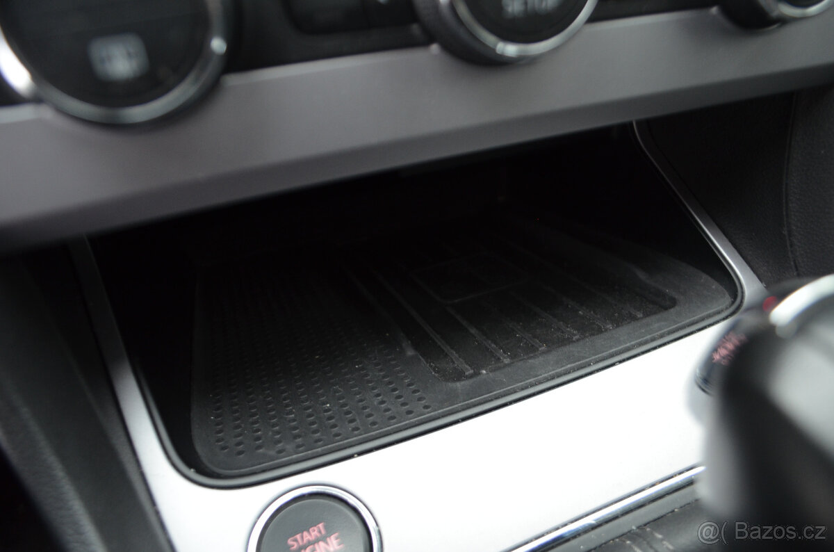 PRODÁM SEAT LEON FR 1.5TSI DSG ECELLENCE KOMBI TOP - 12