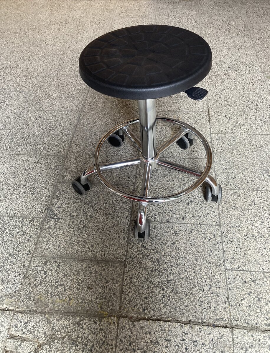 Nové židle pracovní - 12