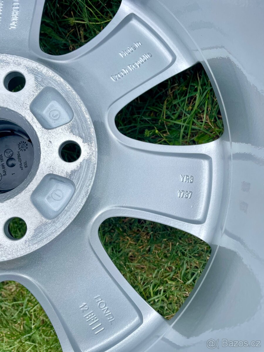 Alu Škoda Superb1/2 7jx16 ET45 5x112 - 12