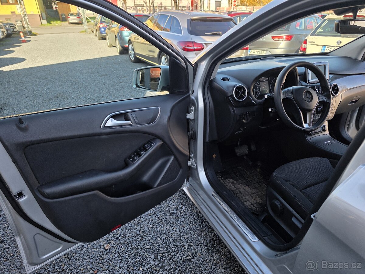 Mercedes-Benz Třídy B B 220CDI Automat 125kw - 12