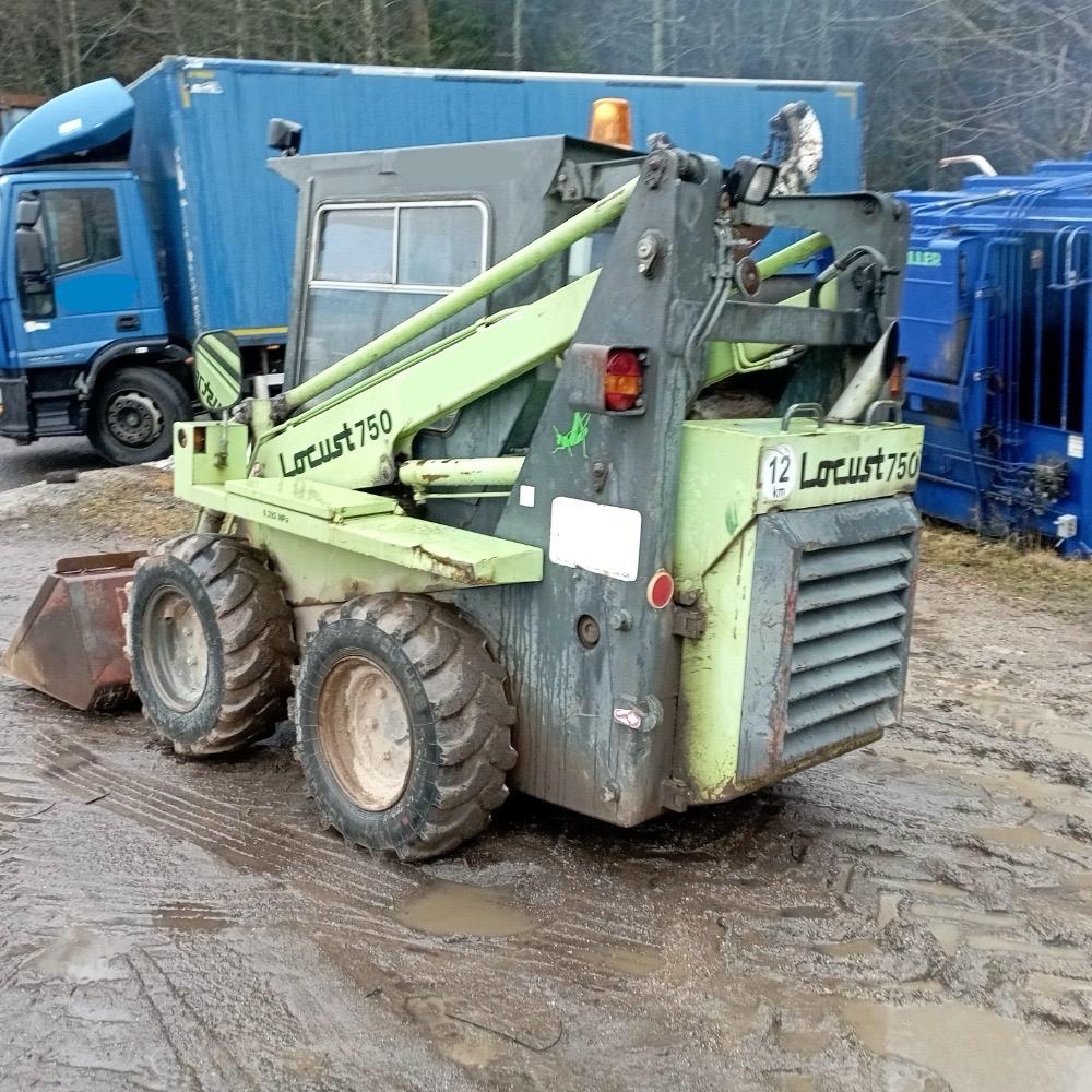 Locust 750 - 12