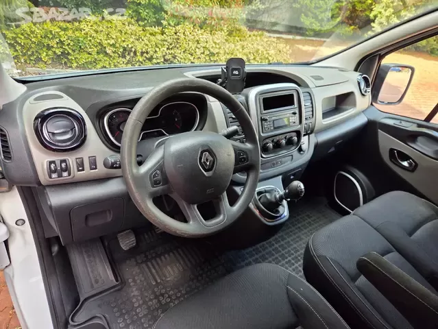 Renault Trafic 1.6 DCI DPH,ČR,tažné,klima,tempomat - 12