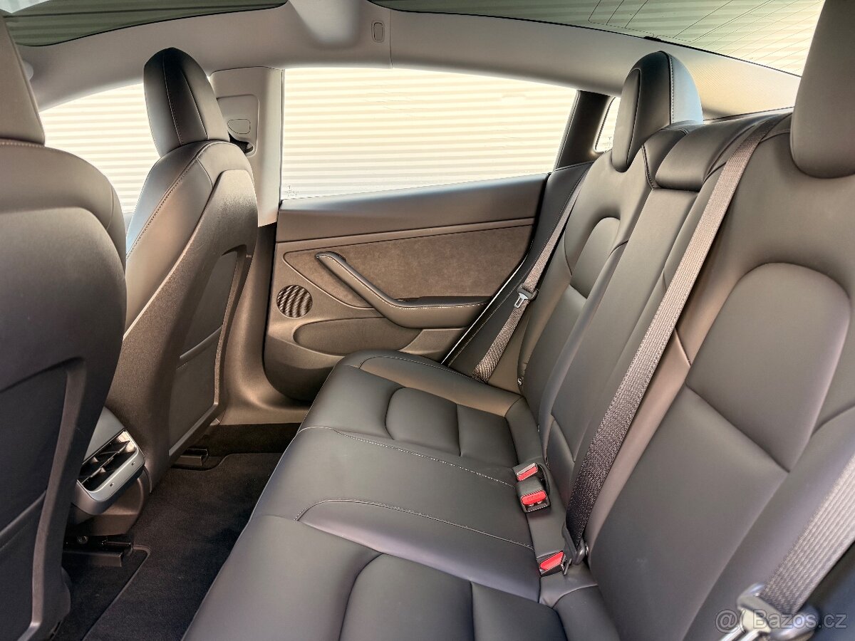 Tesla Model 3 SR+ záruka 2030 DPH 29.000Km - 12