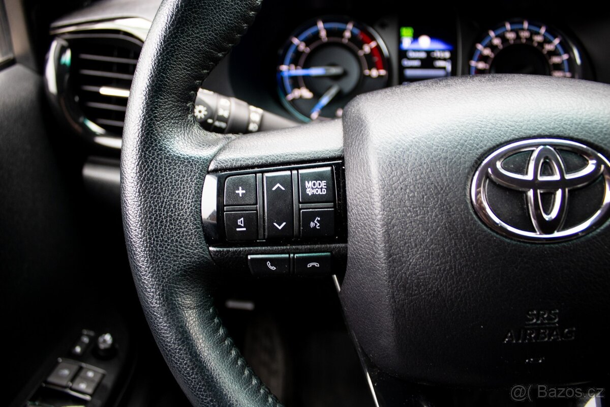 Toyota Hilux Double Cab - 12