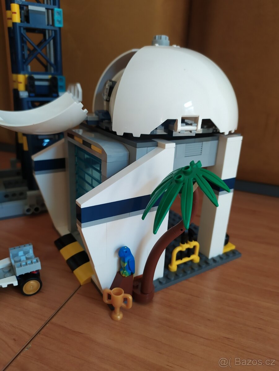 LEGO 60351 - Kosmodrom - 12