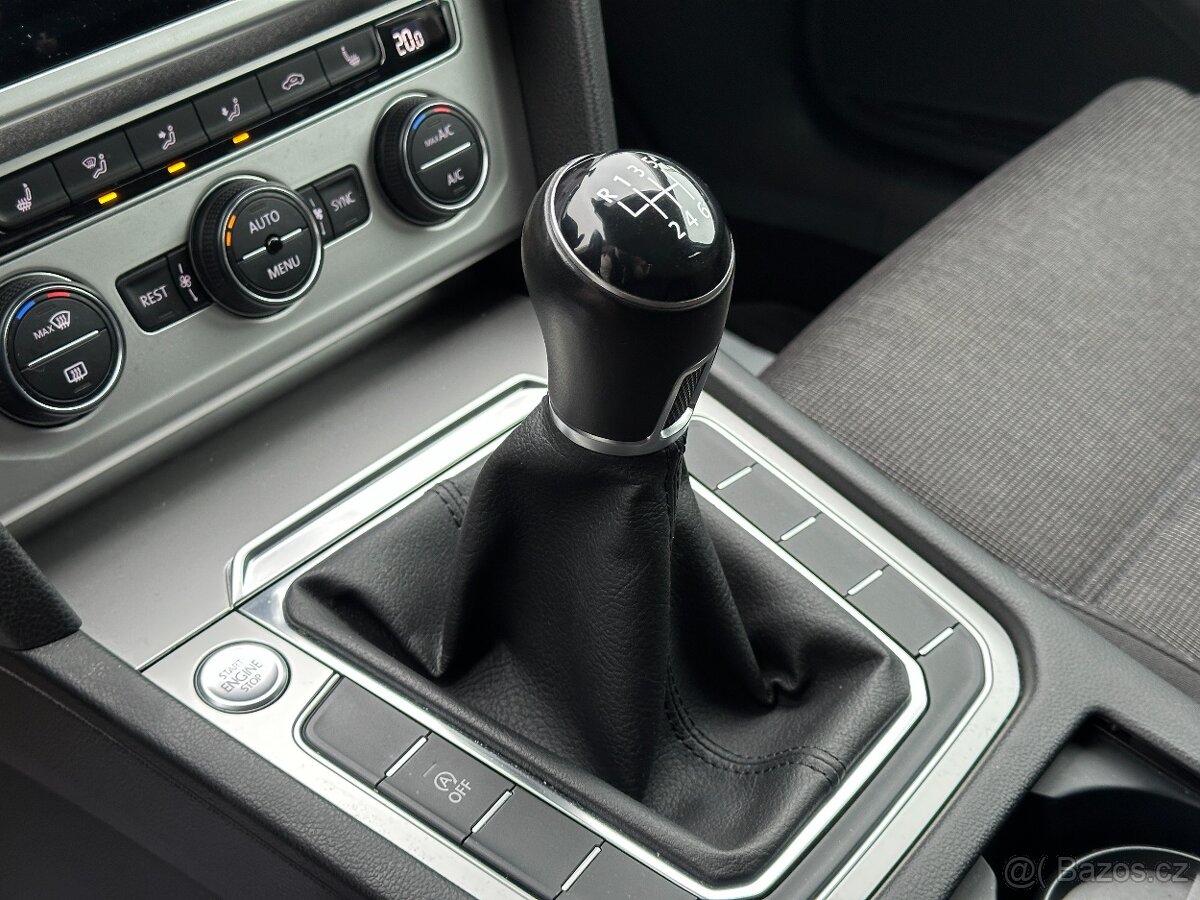 Volkswagen Passat 2019 - 12