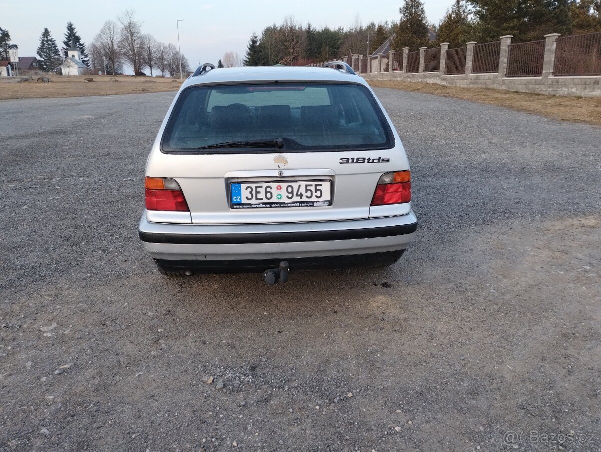 BMW E36 318 tds - 12