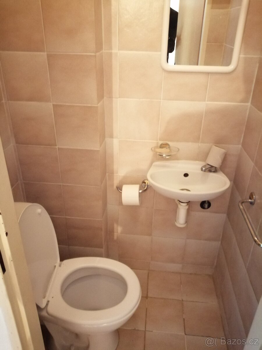 Prodej 3+1 Bystrc, ul. Kuršova, 75 m2, lodžie, šatna - 12