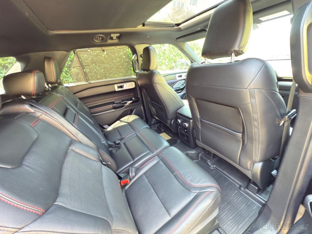 FORD EXPLORER 3.0 V6 457PS 7-míst Hybrid ST-LINE ČR 2022 - 12