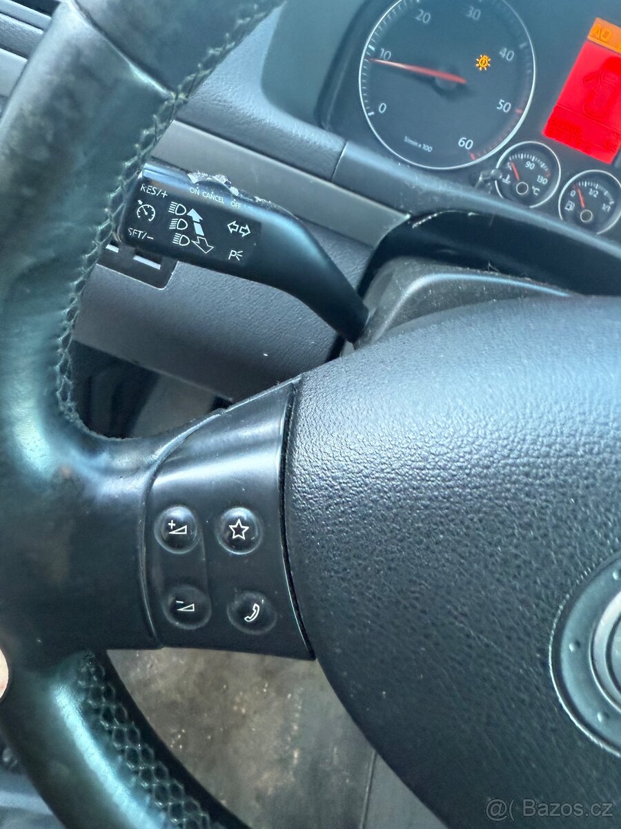 Volkswagen Touran 1.9tdi 77kw - 12