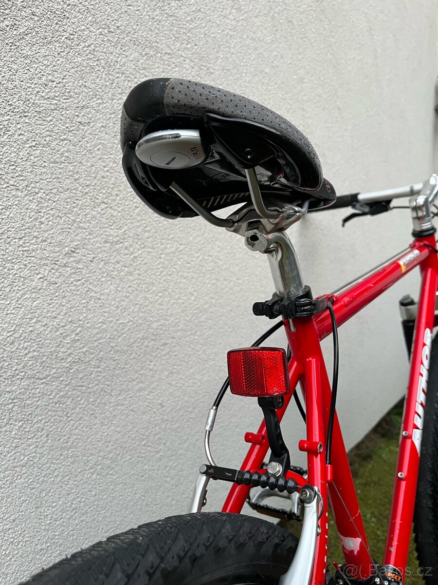 Horké kolo AUTHOR Versus SUPER STAV - 12