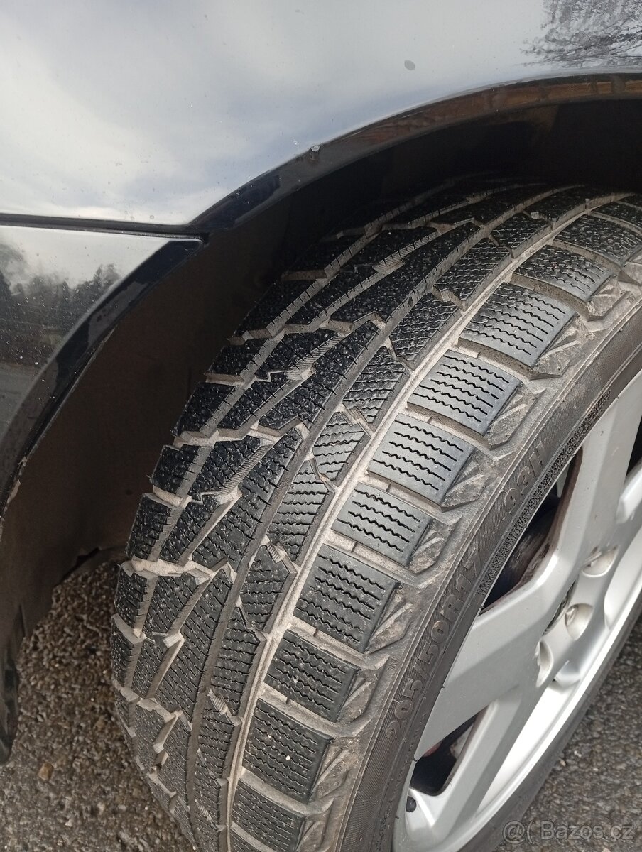 Prodám Volvo V50 2,4D5 - 12