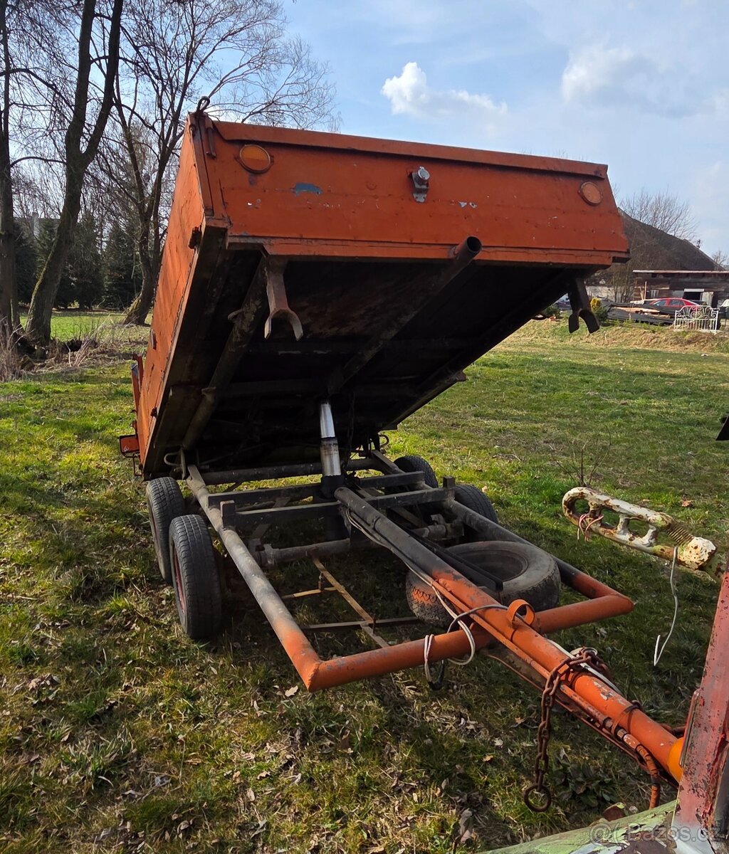 Prodám traktor domácí výroby, motor Žigul - 12
