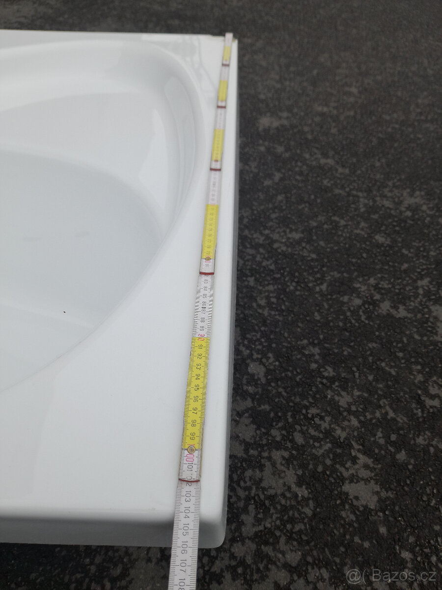 Akrylátová vana - 12