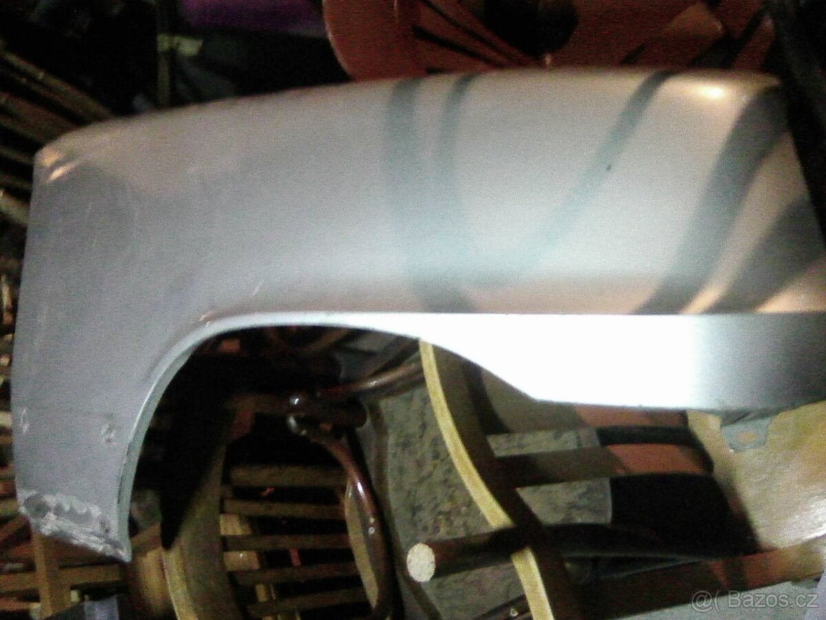 škoda 100 nebo renault 5 - 12