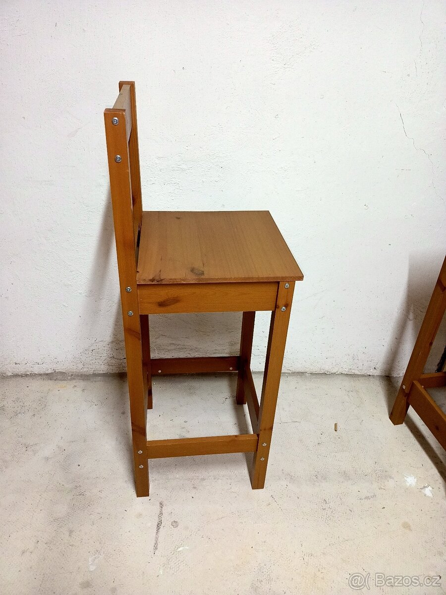 Prodám hezký barový stůl + 2 barové židle - 12