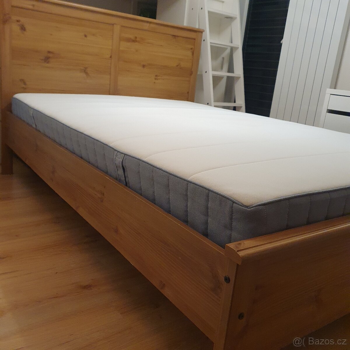 Postel Ikea 140x200 s roštem a matraci - 12