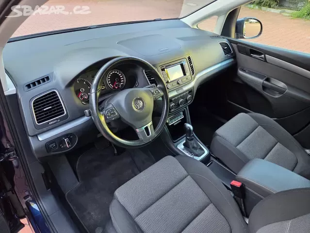 VW Sharan 2.0TDI 103kW, DSG, 7.míst, 2014, xenon, po servisu - 12
