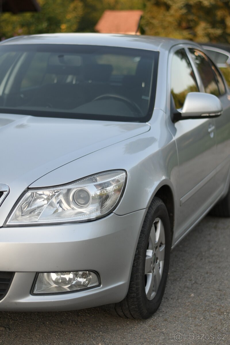 Škoda Octavia 2 facelift (2012) - 12