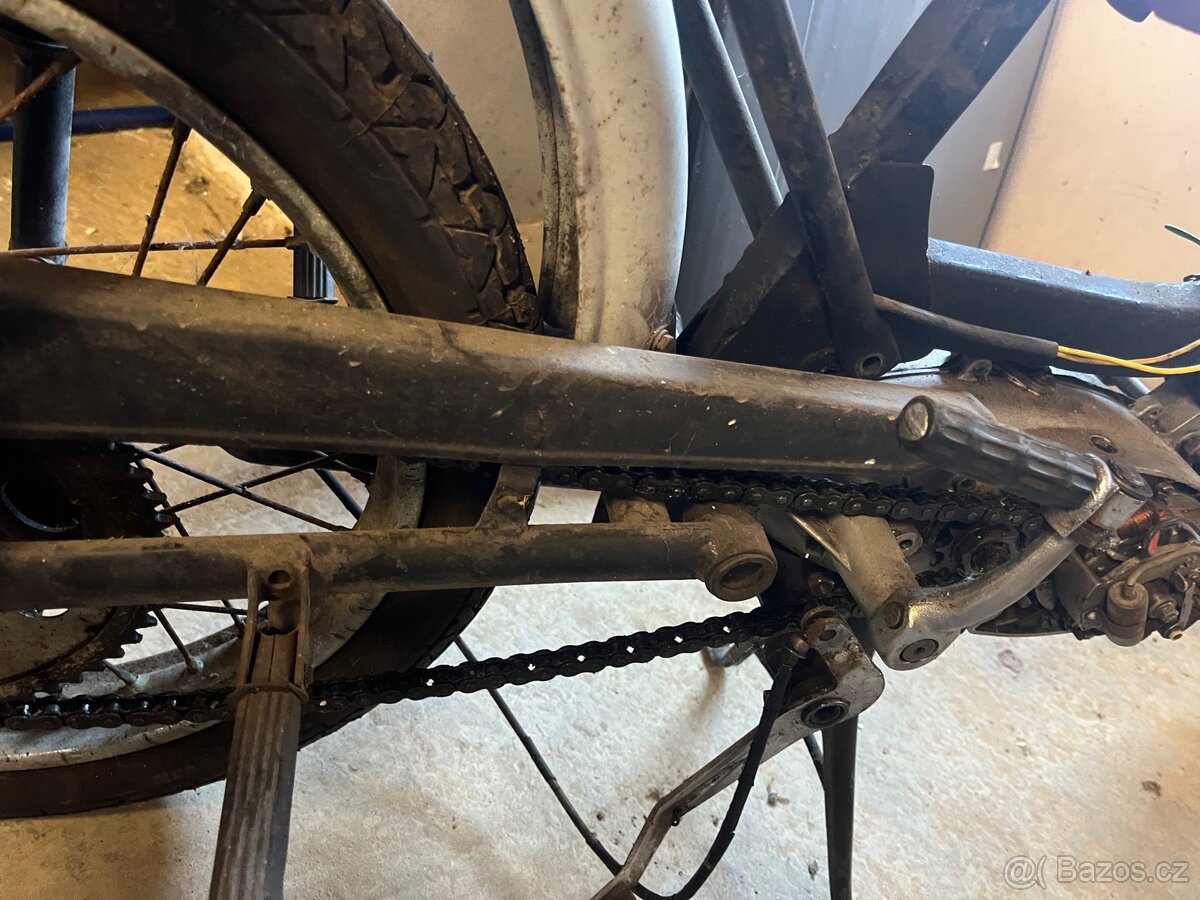 Jawa 23 Mustang - 12