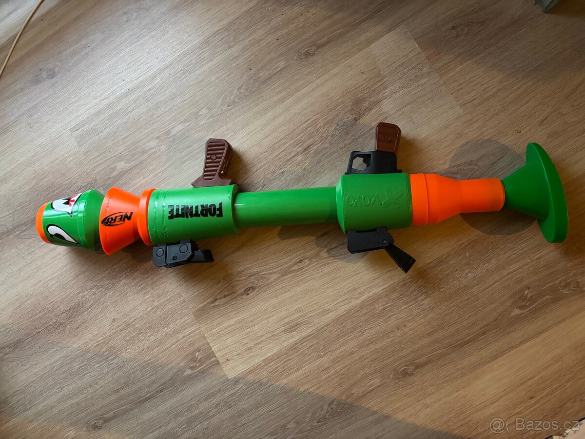 set nerf pystolí - 12