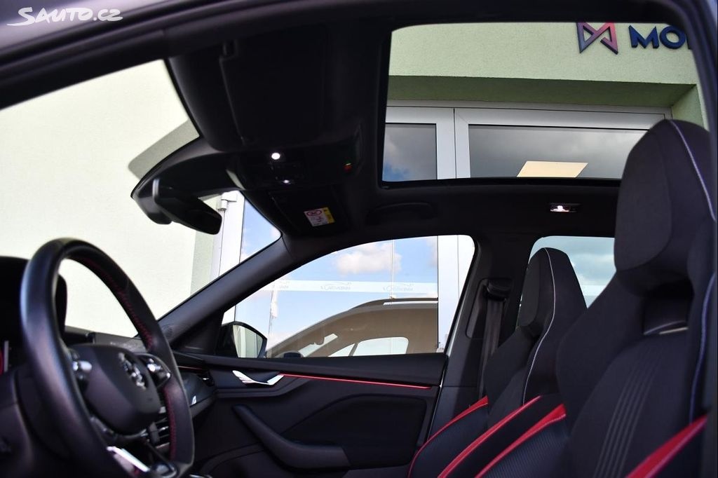 Škoda Kamiq 1.5TSi DSG MONTE CARLO ACC LED DPH - 12