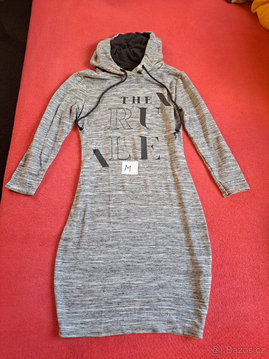 Dívčí sukně a šaty - 12