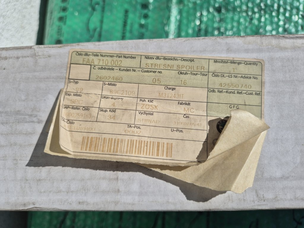 Škoda Fabia II střešní spoiler - 12