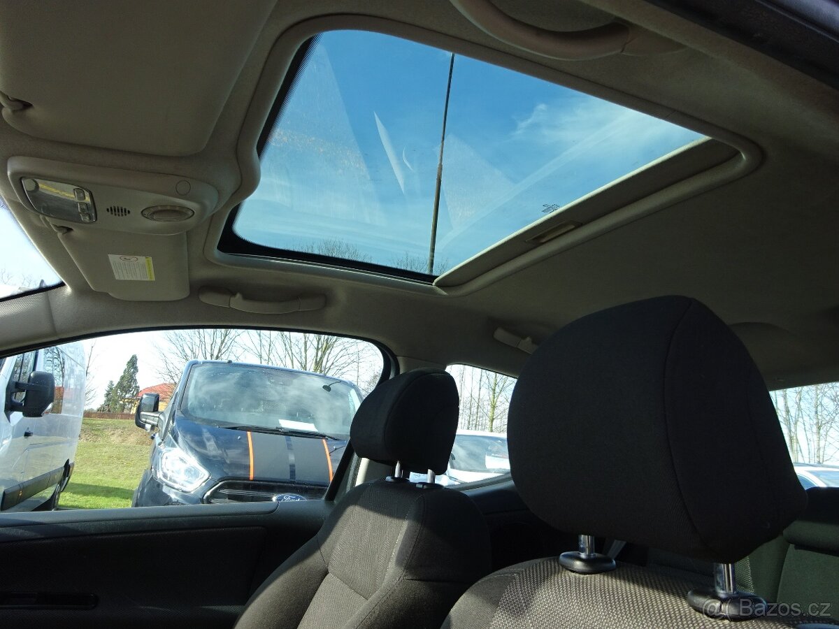 Peugeot 207 1,6 HDI - 12