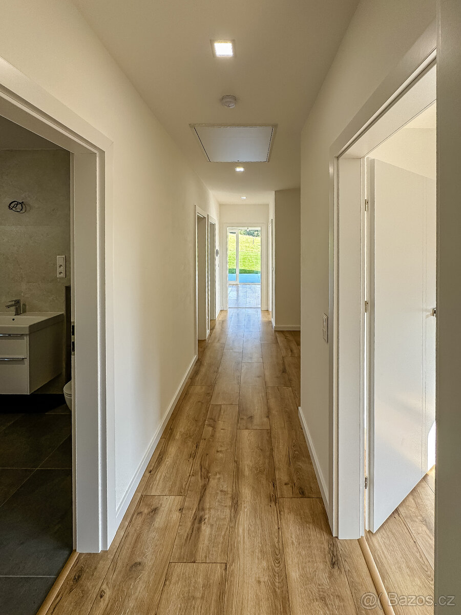 Novostavba zděného domu 4kk určená ihned k nastěhování - 12
