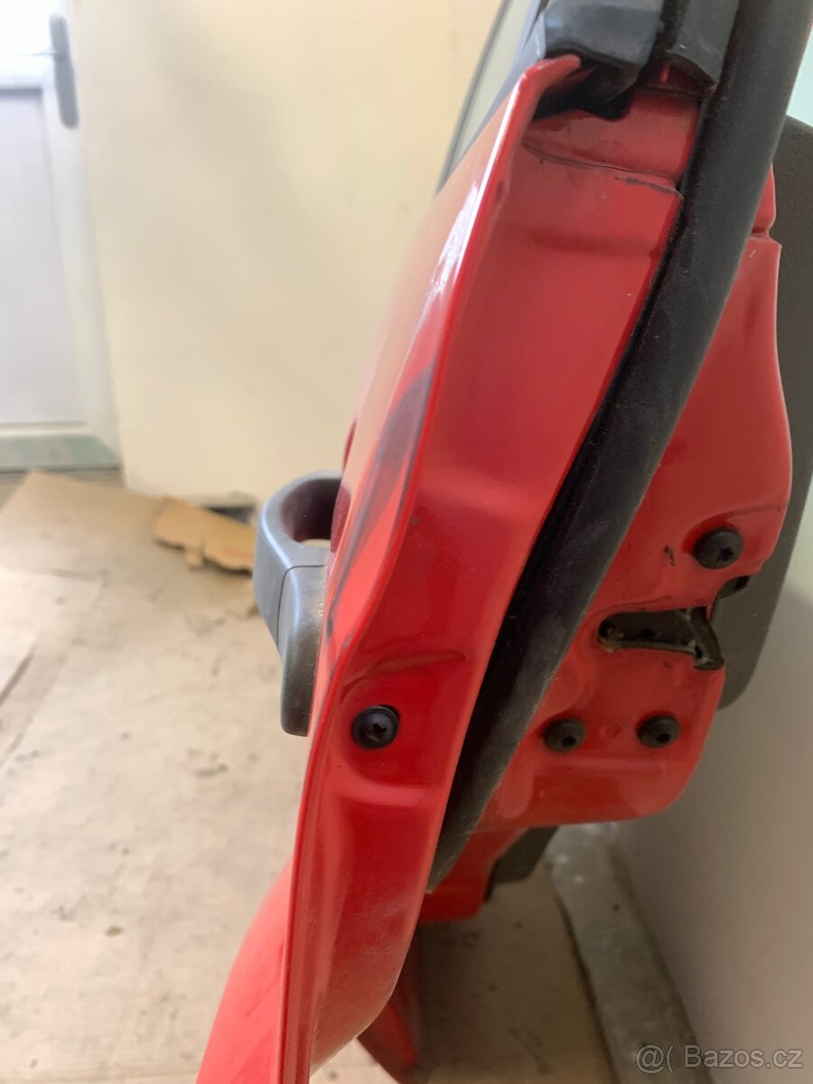 Ford Fusion, LZ dveře - 12