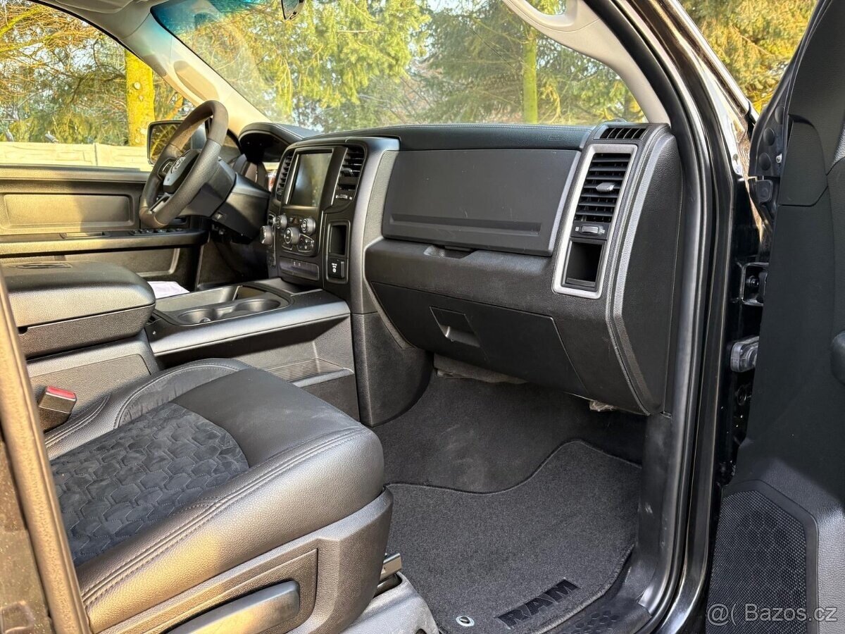 Dodge Ram 1500 Classic 5.7Hemi 2019 verze MONSTER - 12
