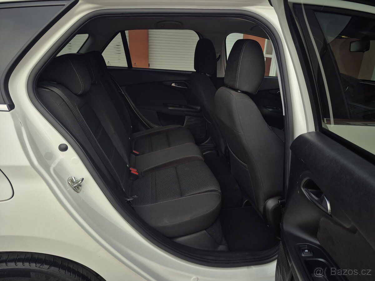 Fiat Tipo 1.4 Lounge 70 kW - 12