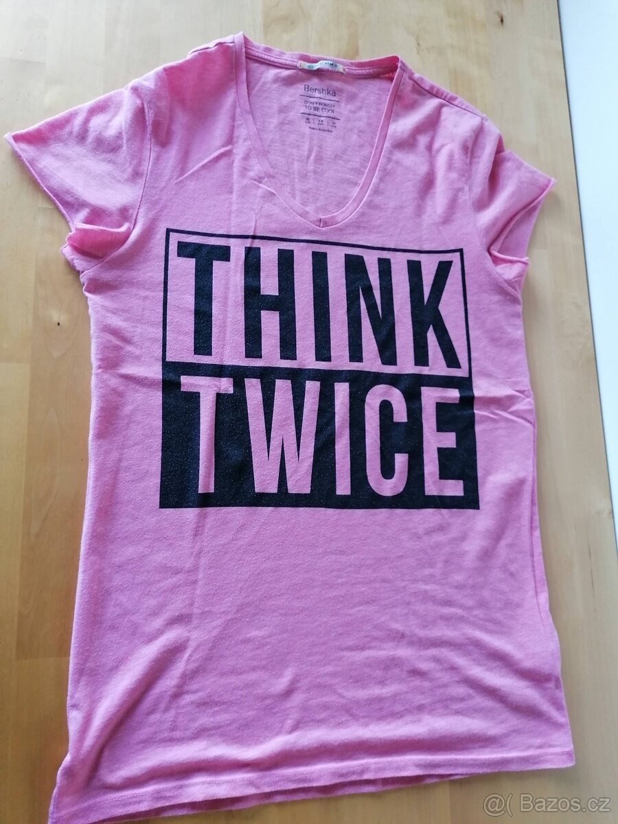 Prodám trička, tílka, šaty vel.M/L - 12