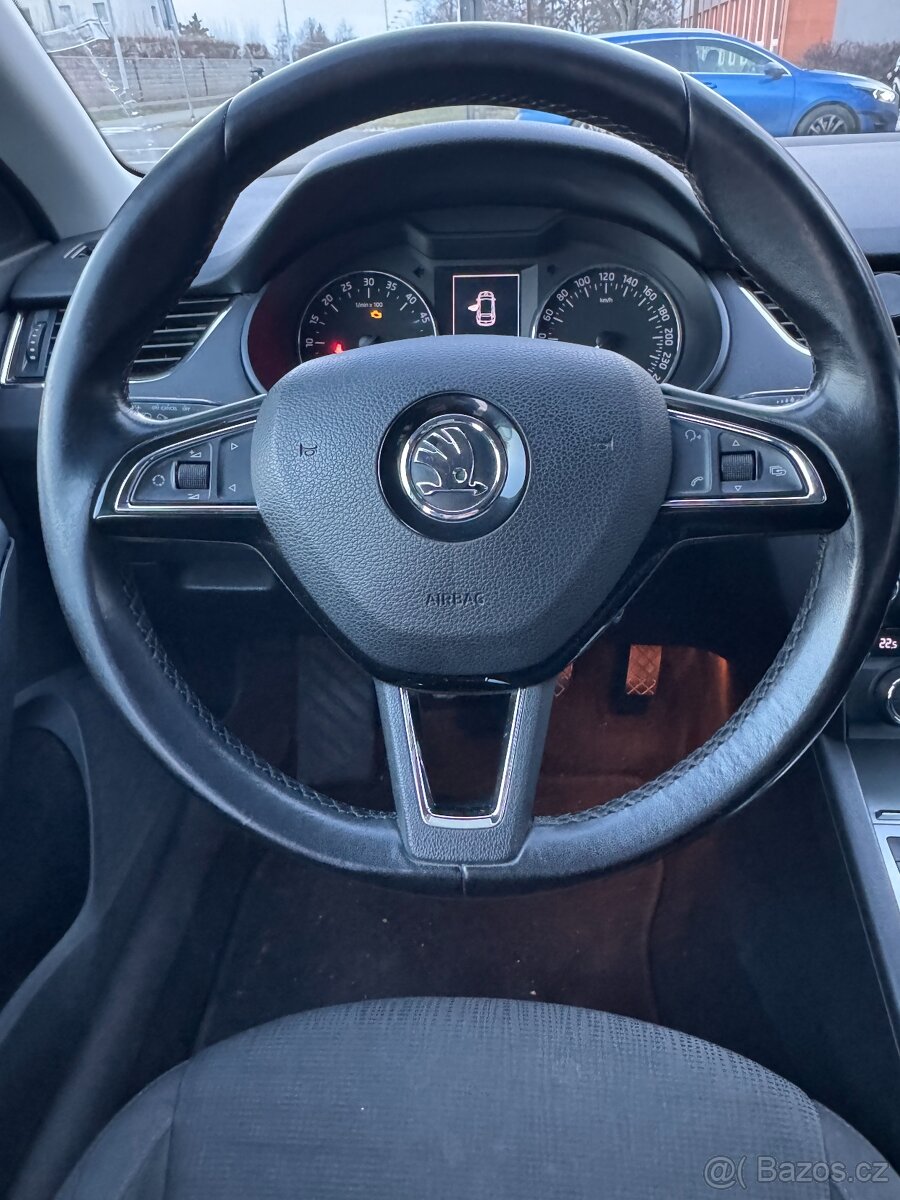 Škoda Octavia 2.0 TDi ČR digi klima - 12