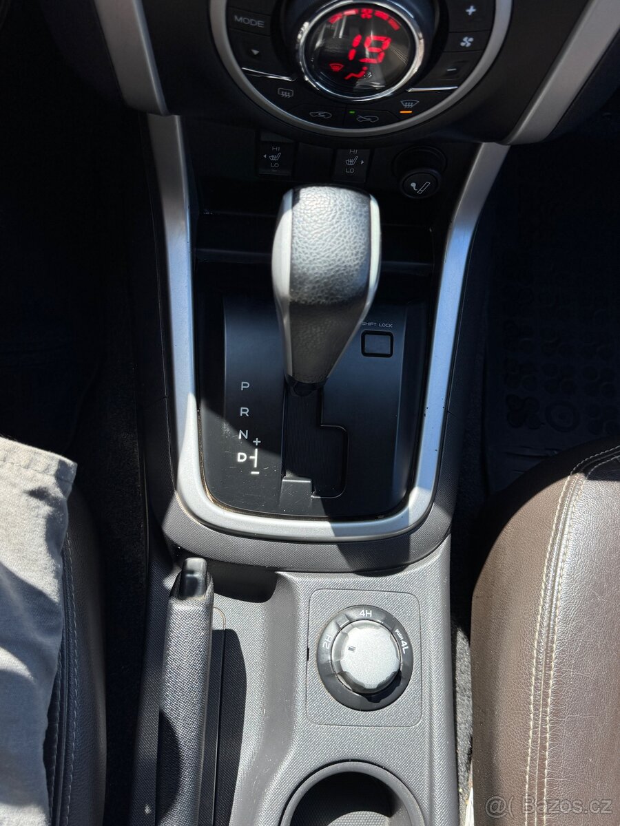Isuzu D-Max - 12