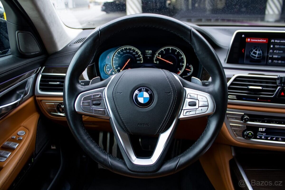 BMW Rad 7 750Li xDrive A/T 2018 - 12