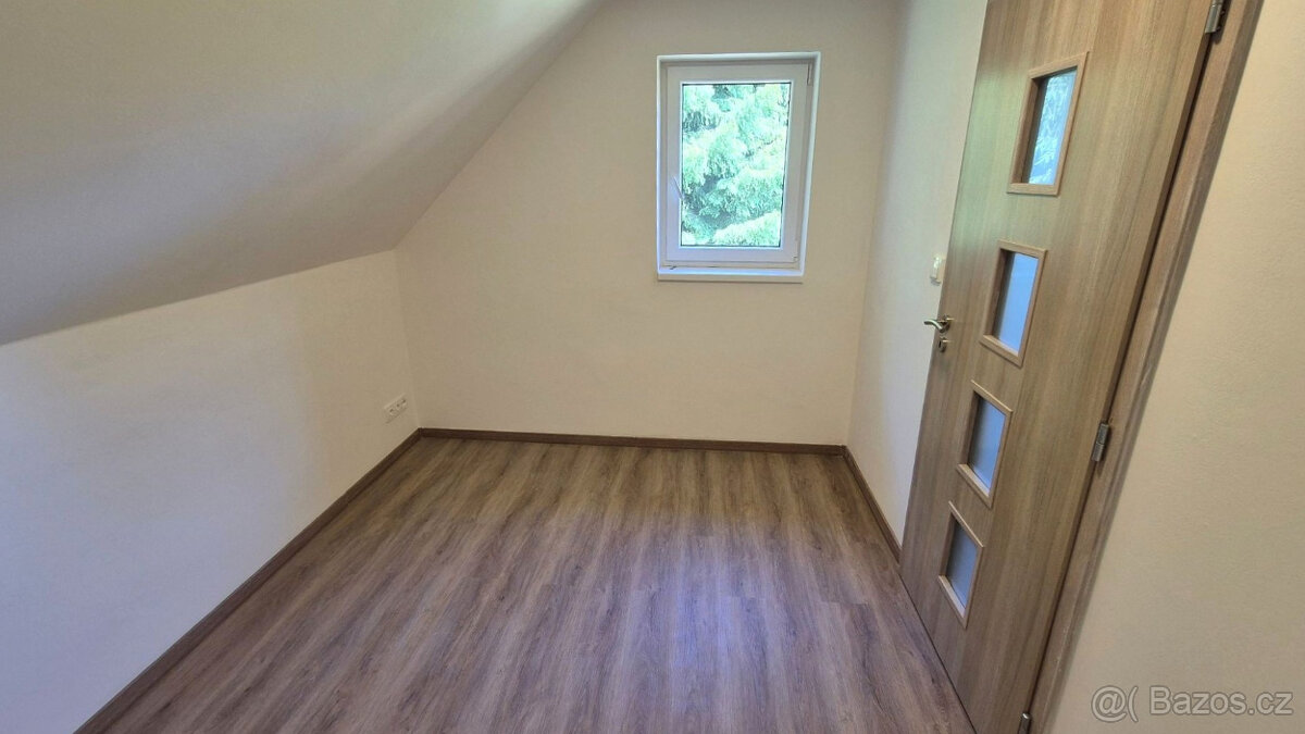 Prodej novostavby k rodinné rekreaci - celoročnímu užívání - 12