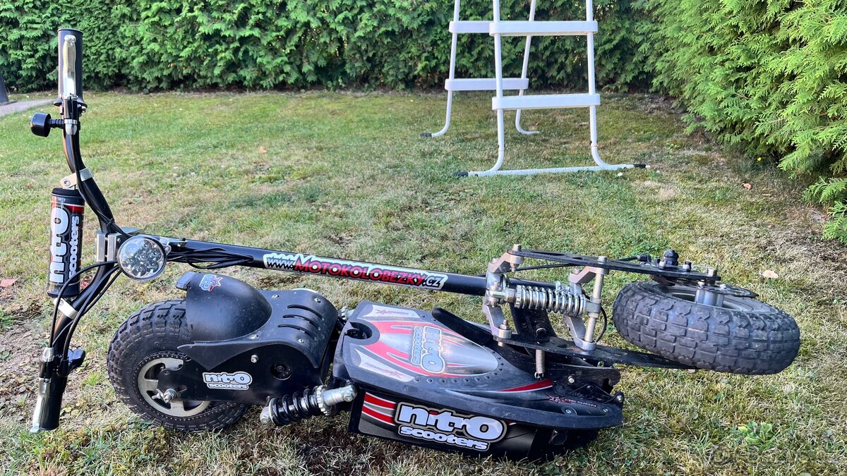 Elektrická koloběžka Nitro Scooters 1000W - 12