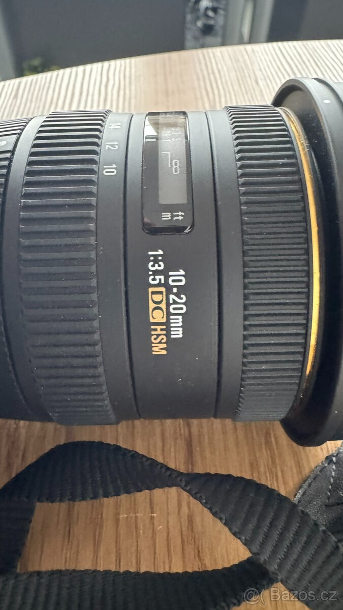 Nikon D3000 vč. objektivu 18-55mm VR + 55-200mm VR + 10-20mm - 12